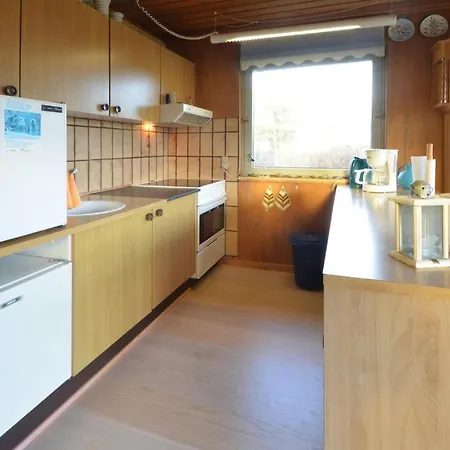 2 Bedroom Beautiful In *