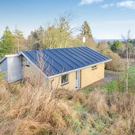 2 Bedroom Beautiful In * Fur