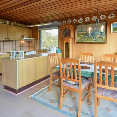 2 Bedroom Beautiful In Fur