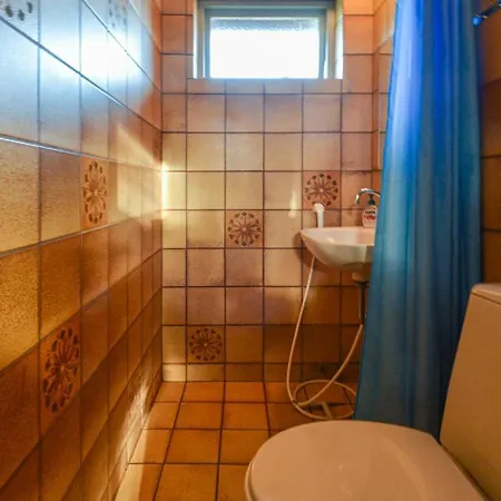 2 Bedroom Beautiful In *